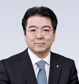 取締役会長　梁瀬 泰孝